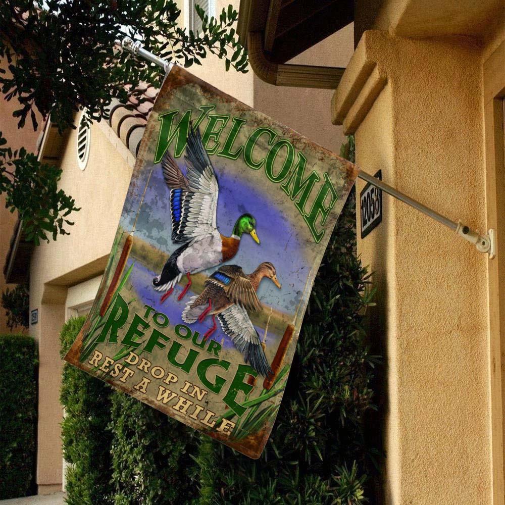 Duck Hunting Waterfowl Garden and Home Flag 06854